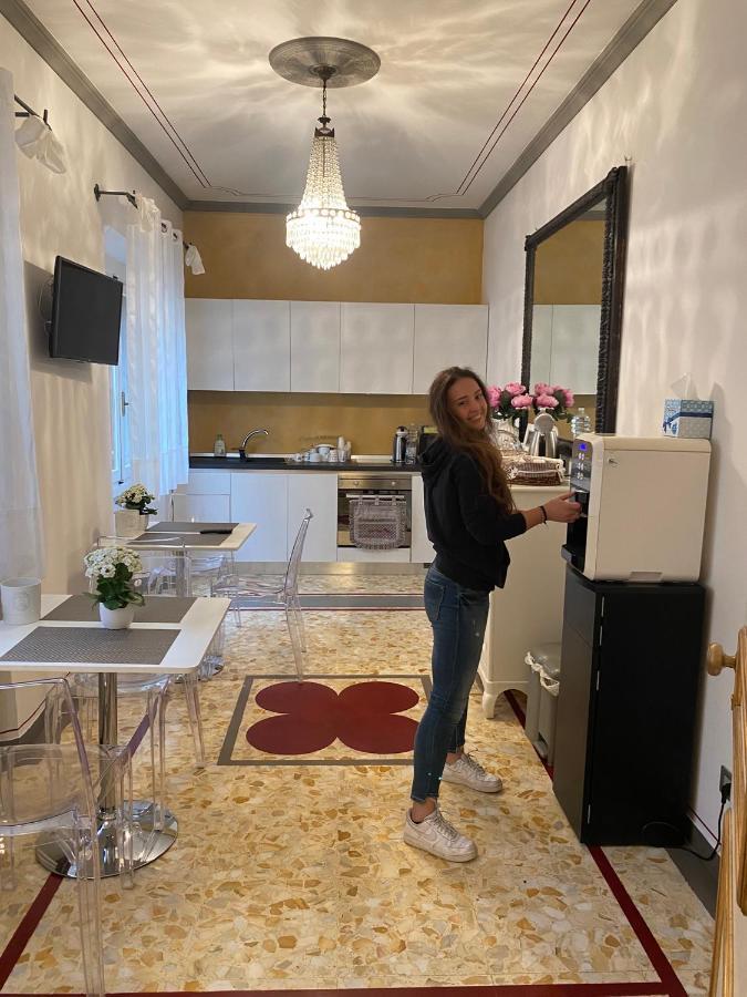 Palazzo Mari Suite & Rooms B&B Montevarchi Eksteriør billede