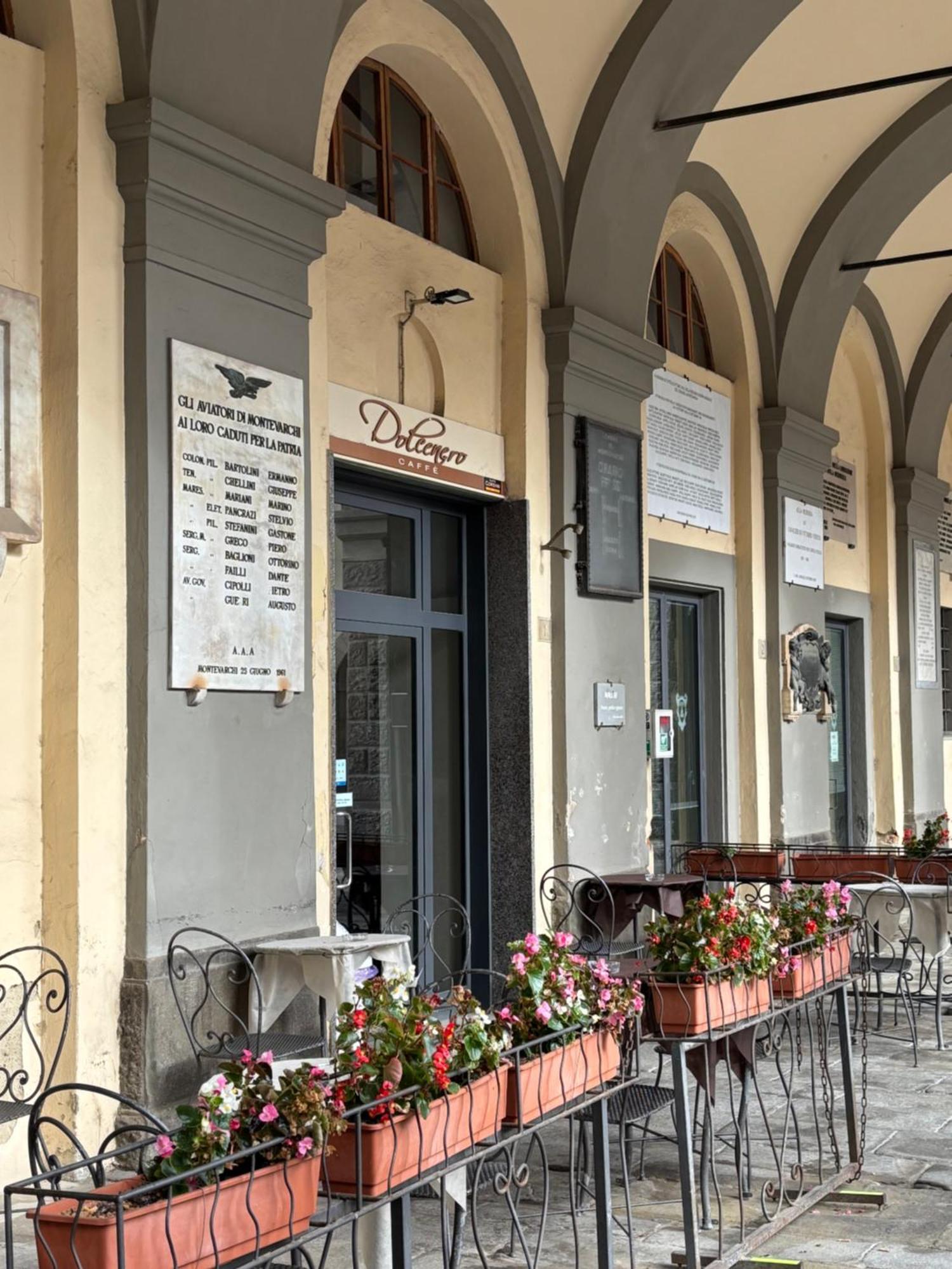 Palazzo Mari Suite & Rooms B&B Montevarchi Eksteriør billede