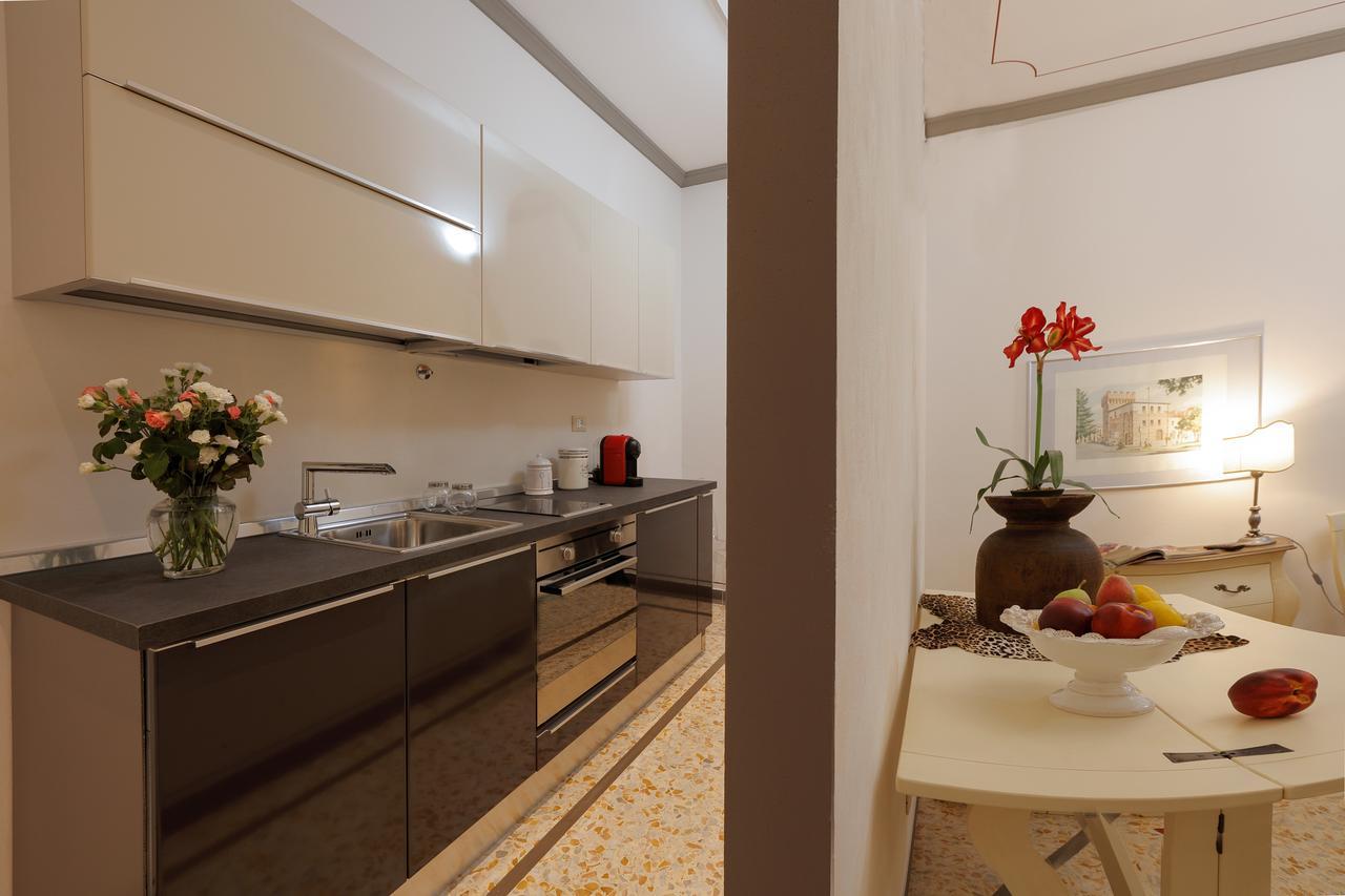 Palazzo Mari Suite & Rooms B&B Montevarchi Eksteriør billede
