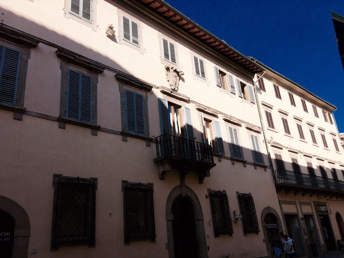 Palazzo Mari Suite & Rooms B&B Montevarchi Eksteriør billede